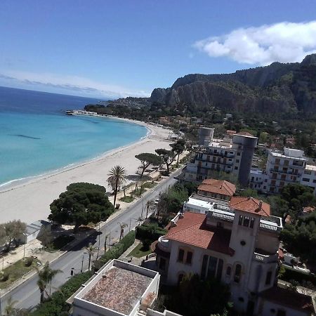 Villa Azzurra Beachfront Mondello - باليرمو المظهر الخارجي الصورة