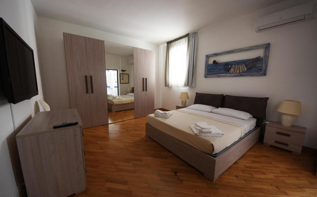 Villa Azzurra Beachfront Mondello - باليرمو المظهر الخارجي الصورة