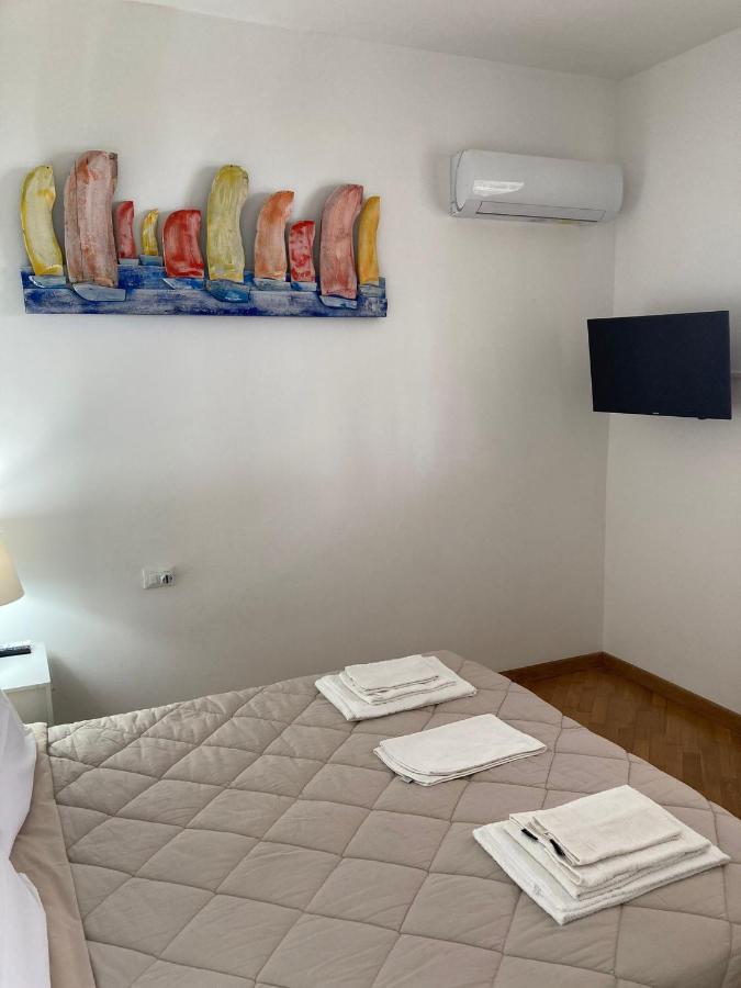 Villa Azzurra Beachfront Mondello - باليرمو المظهر الخارجي الصورة